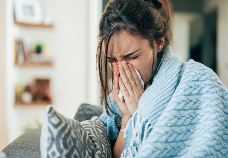 Chora osoba na zwolnieniu lekarskim
