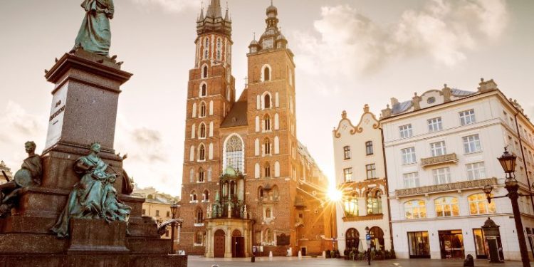 Dlaczego warto odwiedzić Kraków? Poznaj 10 powodów!