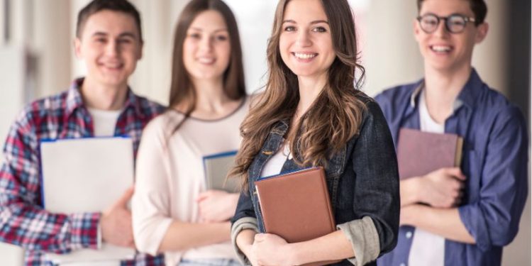 Kraków jako miasto akademickie. Poznaj uczelnie, kierunki studiów i rekrutacje