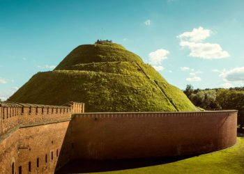 Krakowskie Kopce - Kościuszki, Krakusa, Wandy i inne