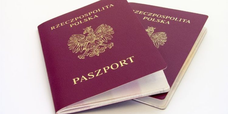 Paszport w Krakowie - wniosek, rezerwacja i punkty obsługi
