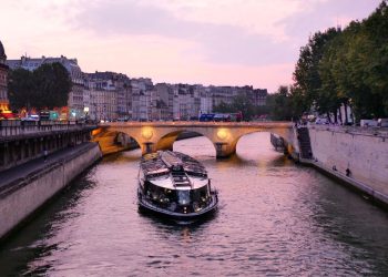 Rejs statkiem po Wiśle - Krakowska Żegluga Pasażerska