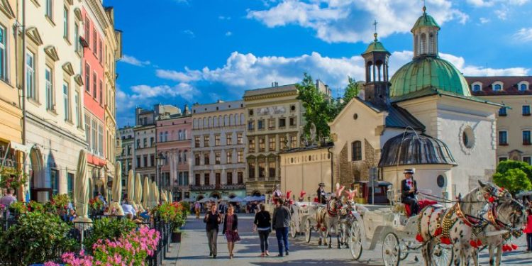 Kraków noclegi - hotele, hostele, pensjonaty, motele i miejsca do spania