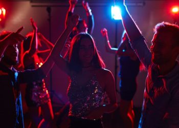 Gdzie na dyskotekę w Krakowie? Sprawdź polecane kluby na imprezowej mapie Krakowa!