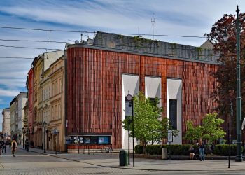 Plac Wszystkich Świętych – serce dawnego i współczesnego Krakowa