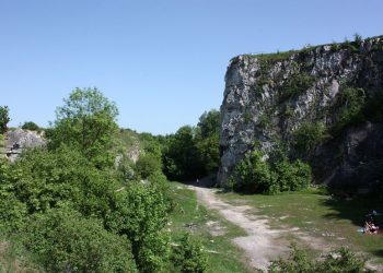 Skałki Twardowskiego – magia, skała i Zakrzówek w sercu Krakowa