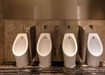 Krew w moczu - diagnostyka przyczyny i strategie leczenia