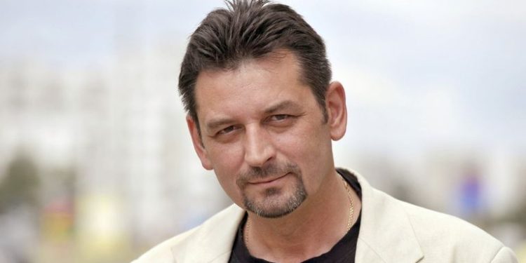 Artur Dziurman – filmografia i nie tylko. Kim jest aktor znany z „Rojst” i Teatru Bagatela?