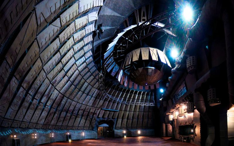 Zdjęcie przedstawia wnętrze kopuły w Alvernia Planet