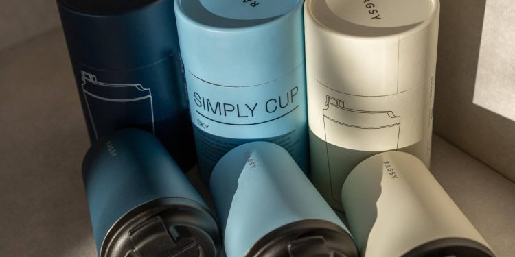 Kubek termiczny personalizowany – Twój unikalny sposób na ciepłą kawę i wyrażenie siebie