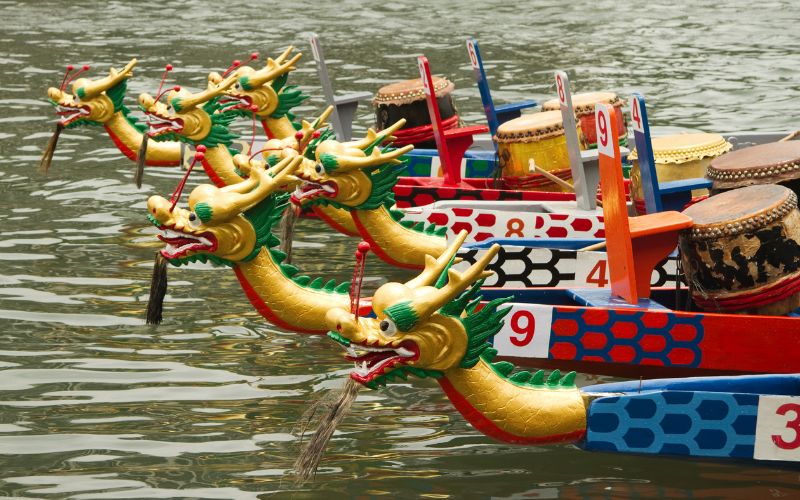 Smocze łodzie w Krakowie