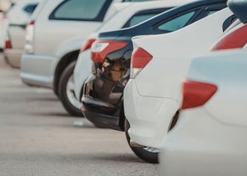 Zmiany w Obszarze Płatnego Parkowania w Krakowie. Mieszkańcy nie zapłacą za postój w niedziele