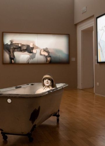 Tadeusz Kantor w centrum Wenecji. Wyjątkowa wystawa artysty z Krakowa otwarta podczas Biennale Arte 2026