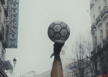 Futbol pod Wawelem. Krakowski Festiwal Filmowy szykuje darmową Filmową Strefę Kibica