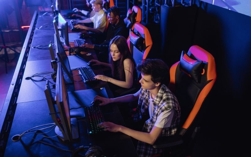 Game Arena turnieje Fortnite i FC 26, strefa gier i spotkanie z Matkiem