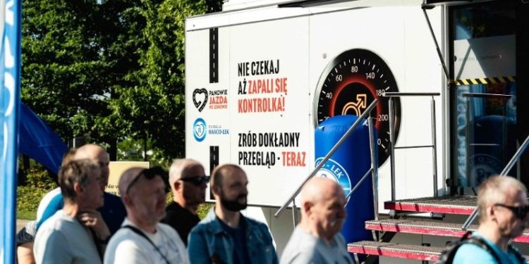 HascoBus w Krakowie. Bezpłatne badania dla mężczyzn przy ul. Nowosądeckiej