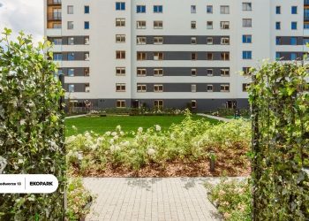 Książki, które łączą sąsiadów. EKOPARK uruchamia Bookstacje na swoich osiedlach