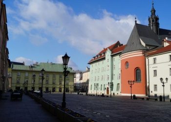 Mały Rynek bez połowy stoisk IMAGO apeluje o dialog w sprawie kiermaszów