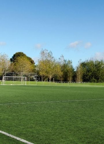 Miliony na krakowskie boiska. Trzy kluby dostaną sportowy zastrzyk z ministerstwa