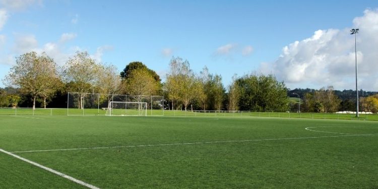 Miliony na krakowskie boiska. Trzy kluby dostaną sportowy zastrzyk z ministerstwa
