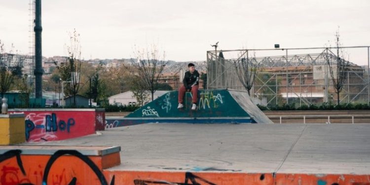 Skateparki w Krakowie. Gdzie jeździć na deskorolce, BMX-ie i hulajnodze?