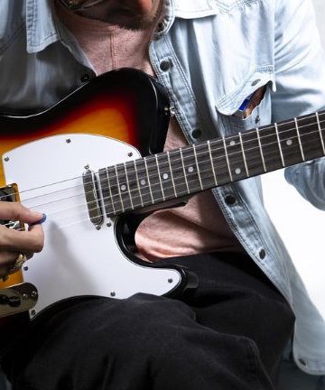 Jaka gitara elektryczna będzie idealna na początku drogi muzycznej?