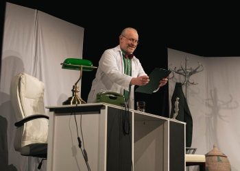 Lipiec w Teatrze Praska 52 w Krakowie. Komedie, spektakl familijny i klasyka Czechowa