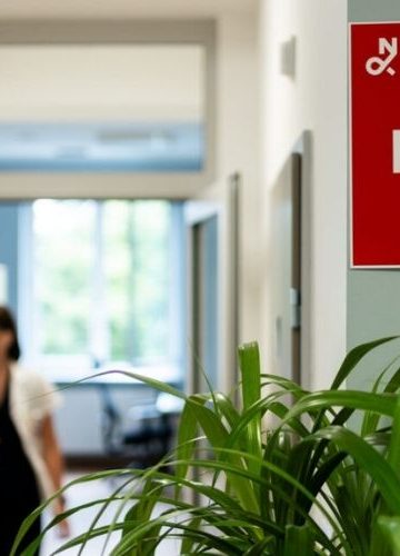 W Krakowie otwarto ważne centrum badań klinicznych. Nadzieja dla pacjentów zaczyna się w laboratorium