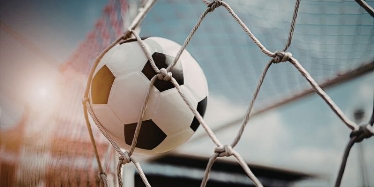 Cracovia wygrała historyczne derby z Wieczystą. Gol na wagę zwycięstwa w 94 minucie