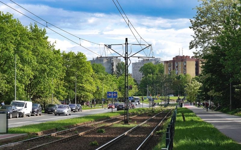 Od zdegradowanych terenów do nowej części miasta. Jak może zmienić się rejon ulicy Powstańców?