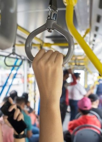 Powakacyjne zmiany w komunikacji miejskiej w Krakowie od 29 i 31 sierpnia. Sprawdź nowe trasy autobusów, tramwajów i zmiany kursowania linii
