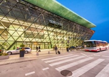 Koniec z problemami przez mgłę? Kraków Airport uruchamia nowy system
