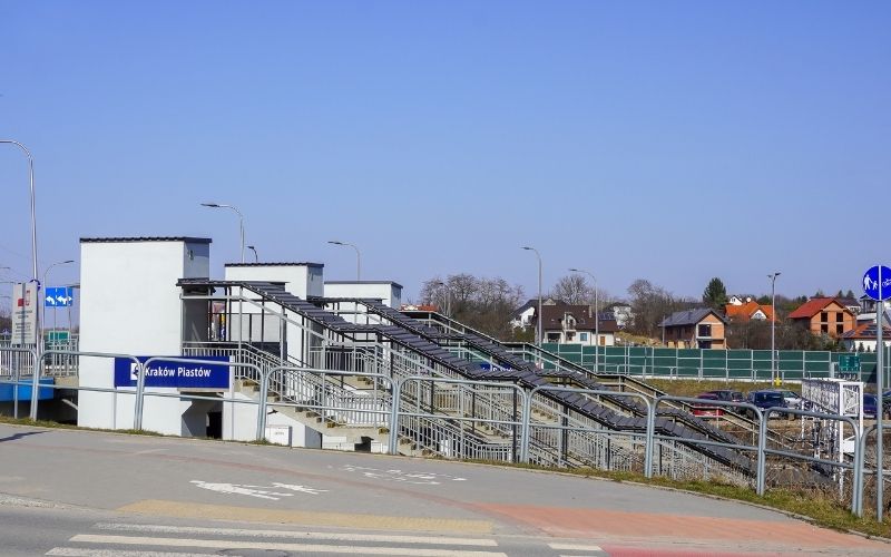 Miejsca spotkań, usługi, edukacja. Jakich funkcji potrzebują dziś rozwijające się Mistrzejowice?