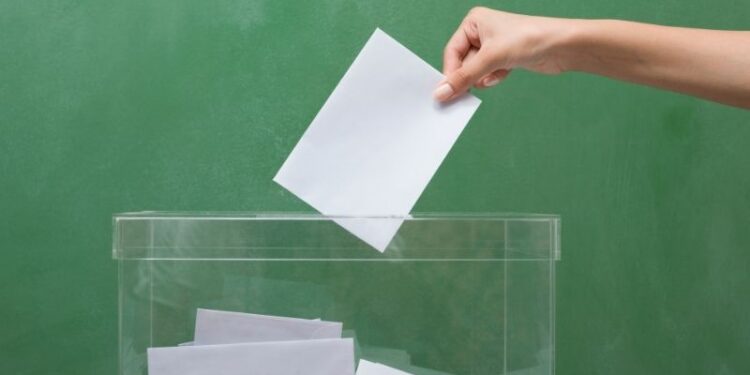 Wybory prezydenta Krakowa 2026. O urząd walczy ośmioro kandydatów