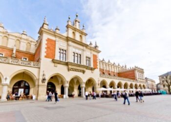 Łukasz Gibała z Nagrodą Krynica Forum 2026. Wyróżnienie otrzymał tydzień po objęciu urzędu